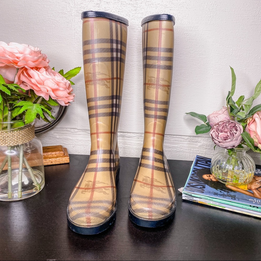 BURBERRY Haymarket Rain Boots Classic Plaid Nova Check Rubber Boots